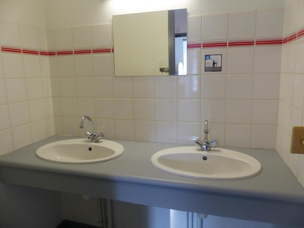 Auberge De Jeunesse Hi Pontivy Luaran gambar